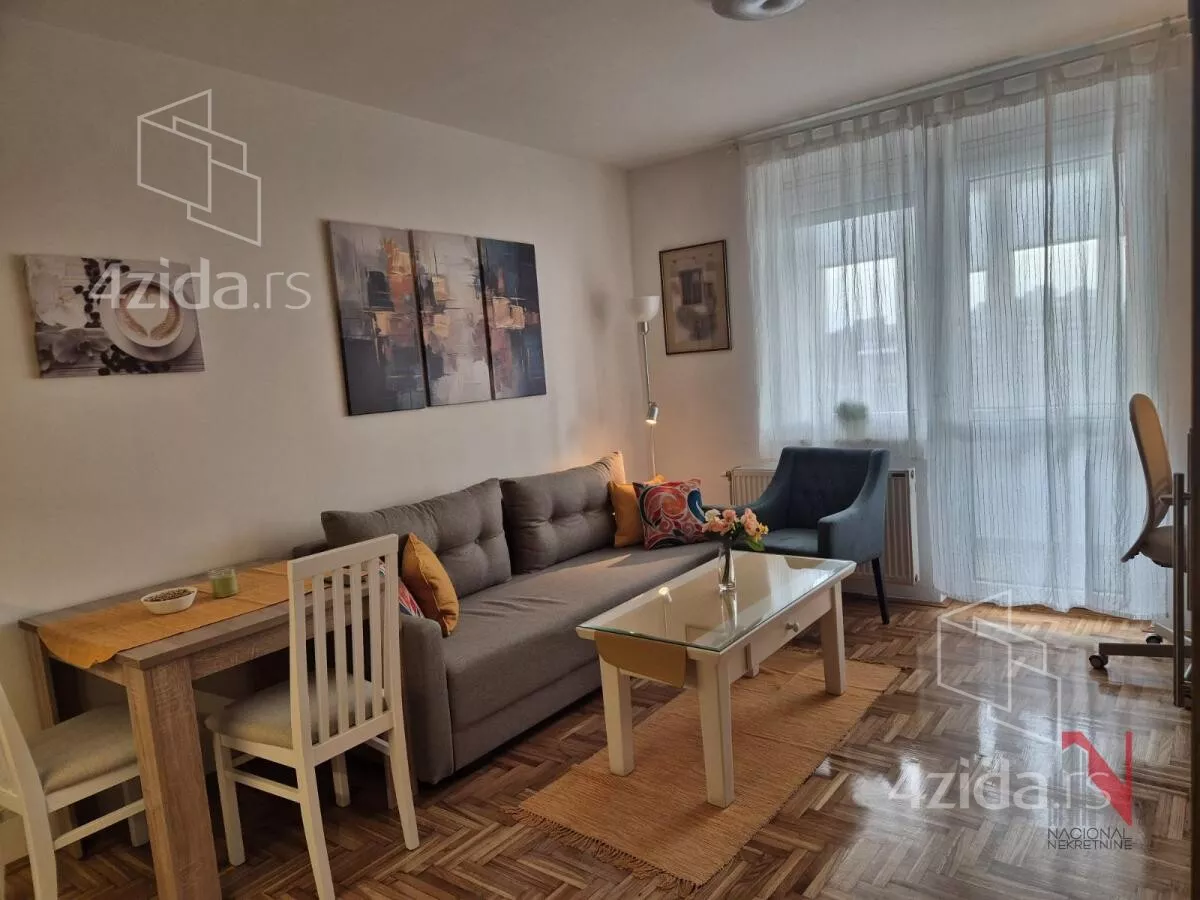 Garsonjera | 4zida