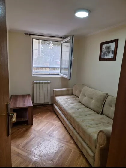 Udbinska | 4zida.rs