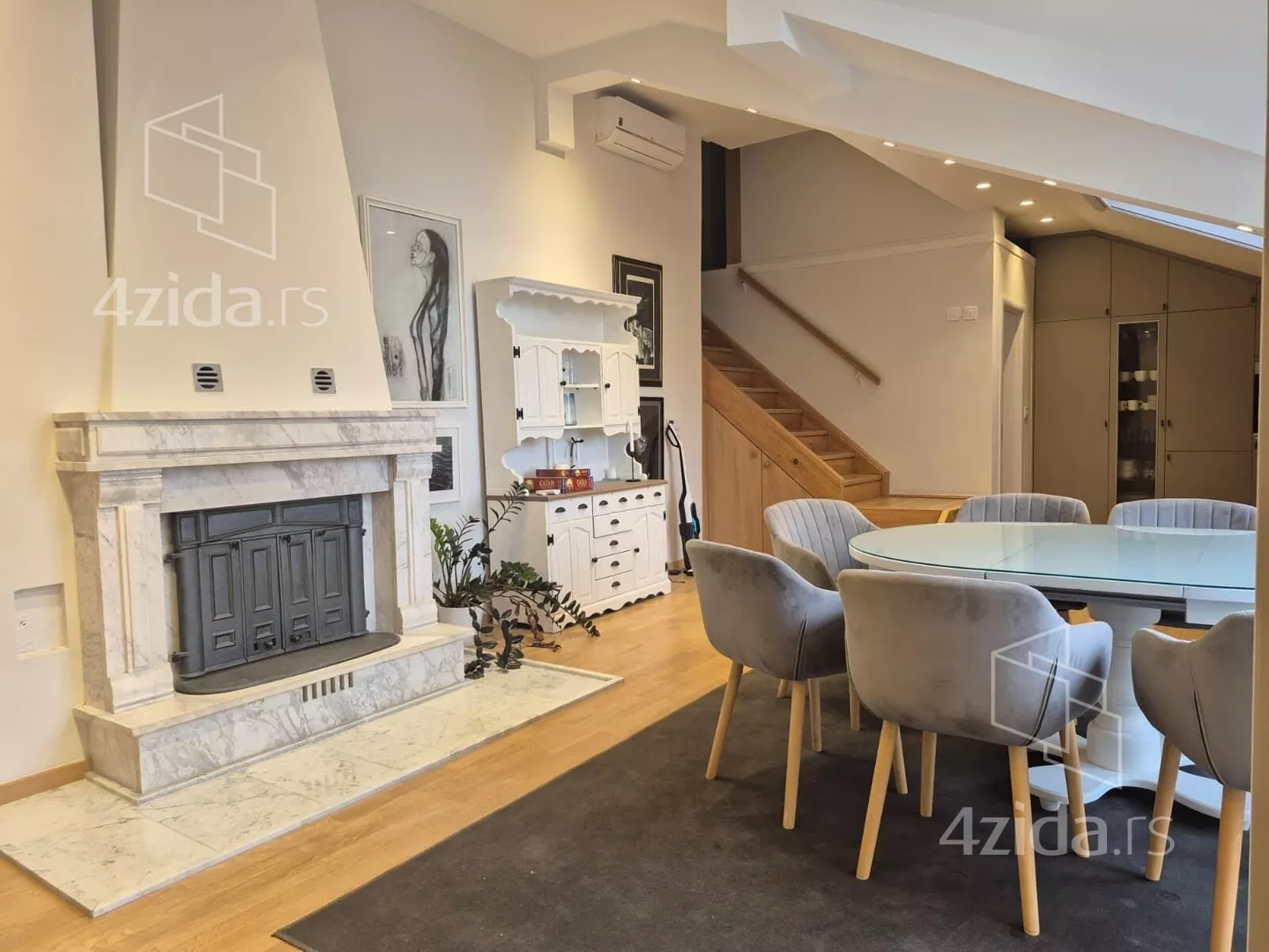 Četvoroiposoban stan | 4zida