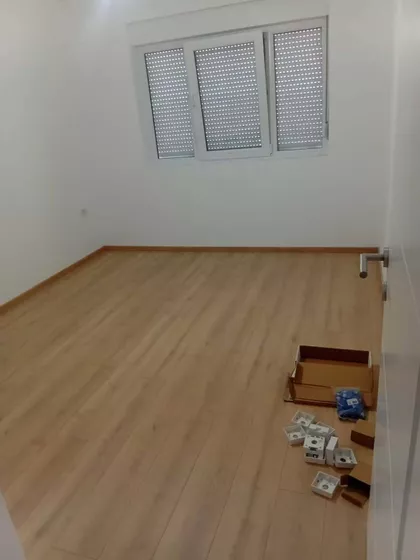 Kolonija | 4zida.rs