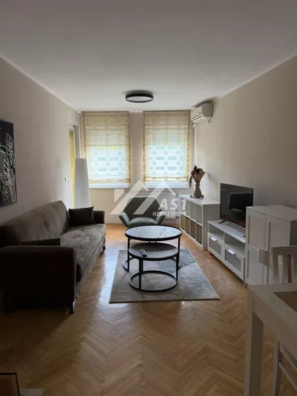 Braće Ribnikar | 4zida.rs
