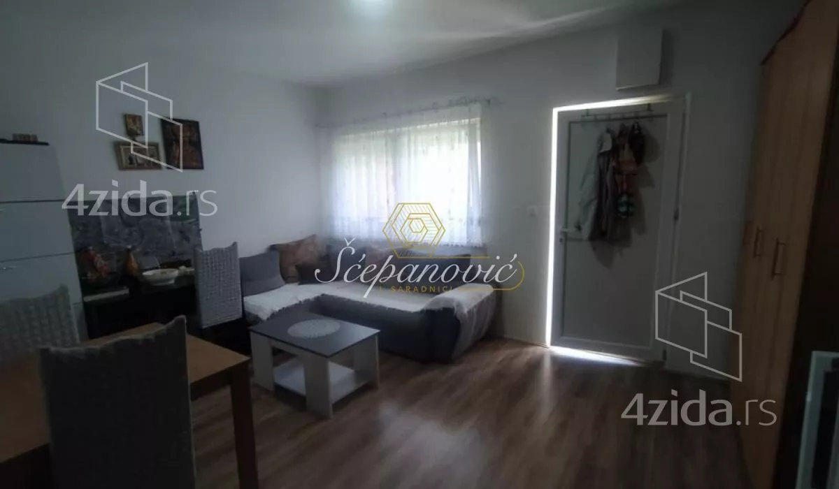Garsonjera | 4zida