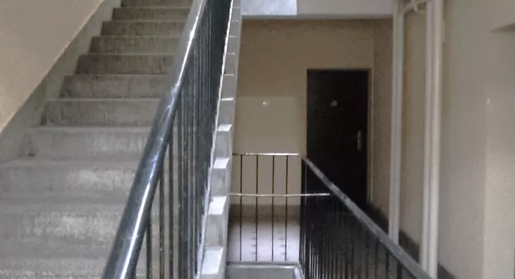 Šestosoban stan | 4zida