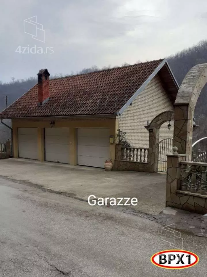 3-etažna kuća | 4zida