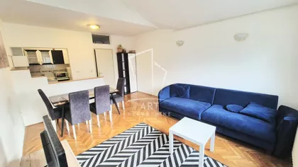 Bore Vukmirovića | 4zida.rs