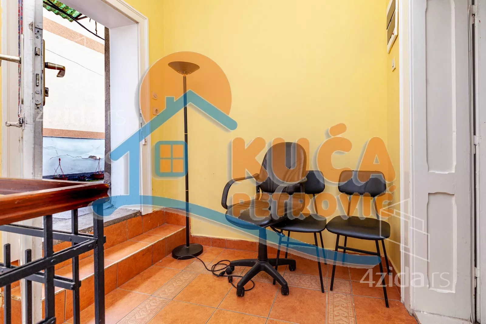 Lokal | 4zida