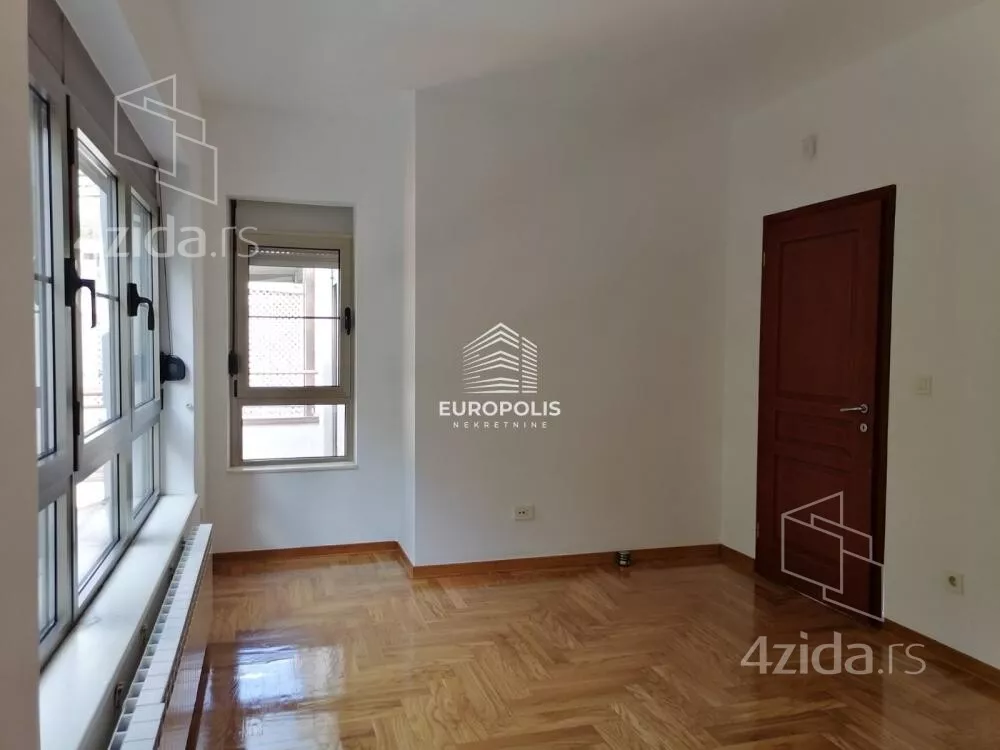 4-etažna kuća | 4zida