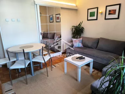 Učiteljsko Naselje | 4zida.rs