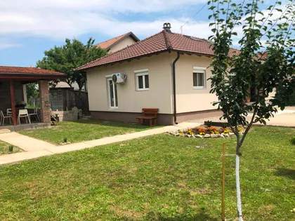 Borča | 4zida.rs