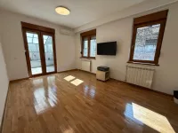 Crveni Krst Vračar, Vračar, Beograd | 4zida.rs | 4zida.rs