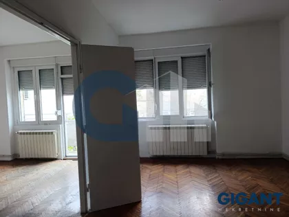 Cetinjska-Stari grad | 4zida.rs