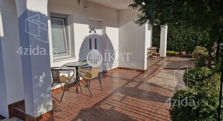 5-etažna kuća | 4zida