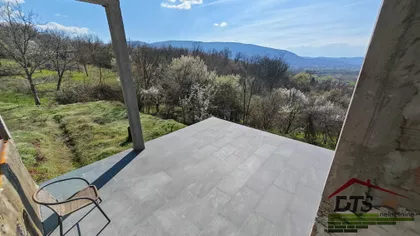 Romana Sondermajera | 4zida.rs