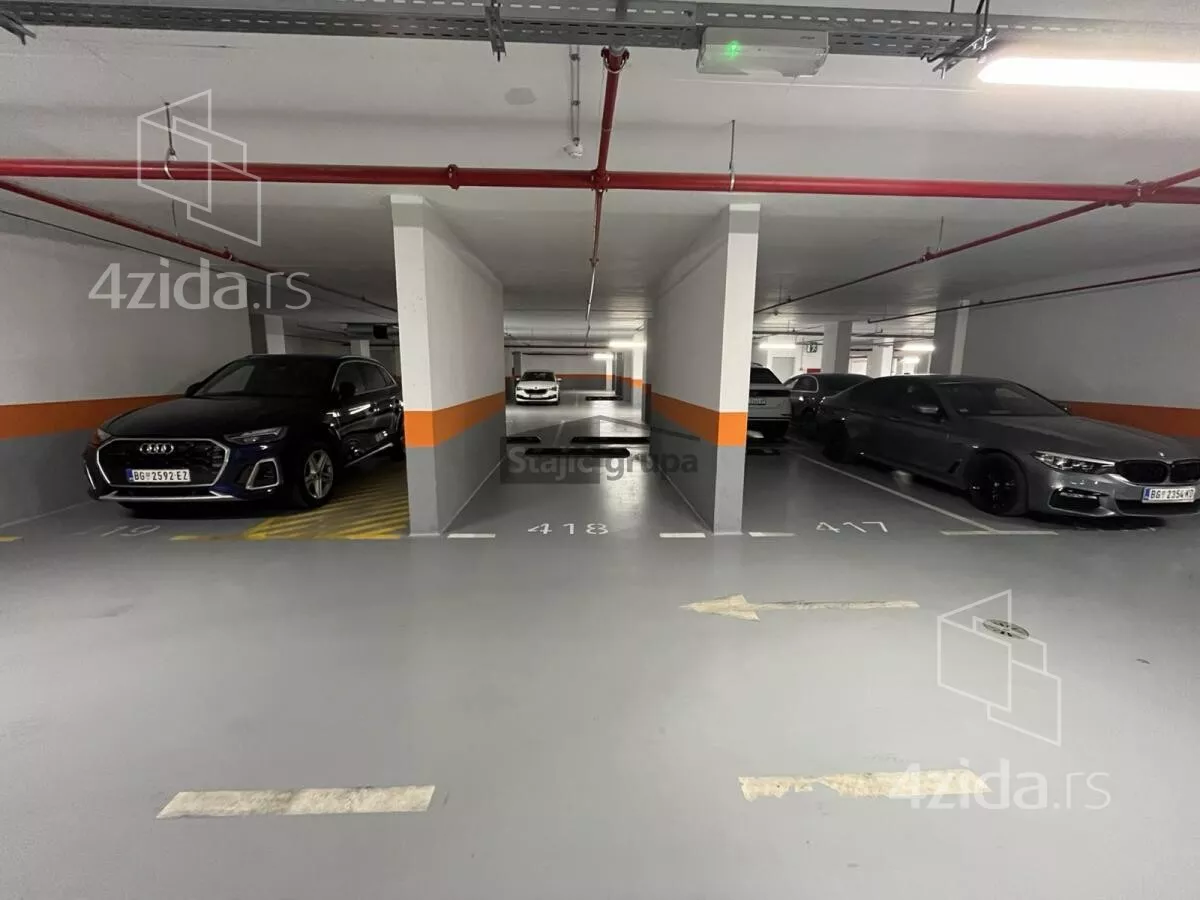Garaža/Parking | 4zida