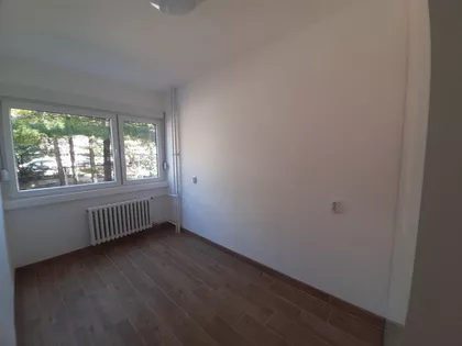Ustanička | 4zida.rs