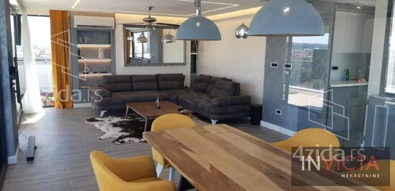 Petosoban stan | 4zida