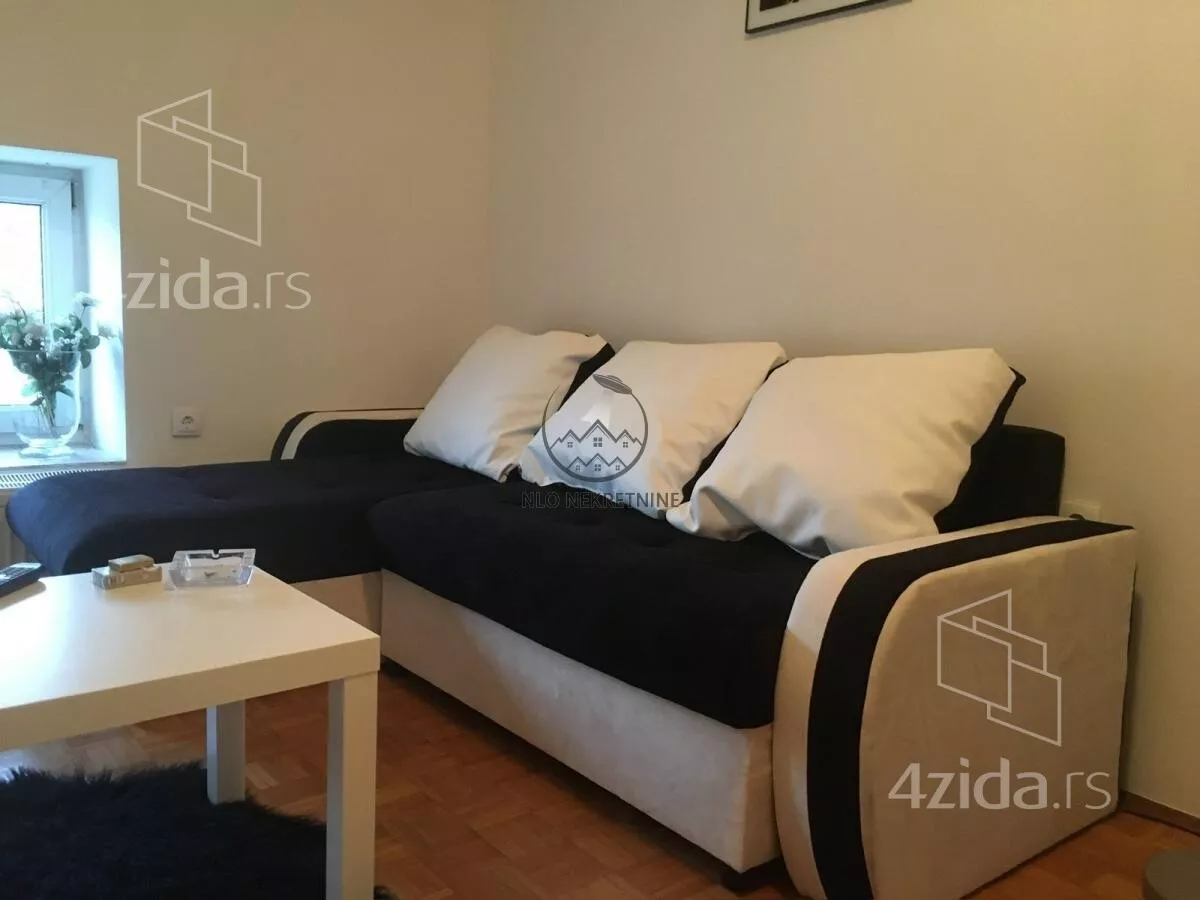 Garsonjera | 4zida