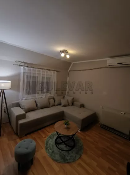 Cara Dušana | 4zida.rs