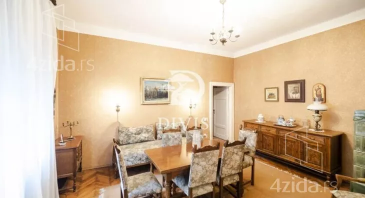 Četvoroiposoban stan | 4zida