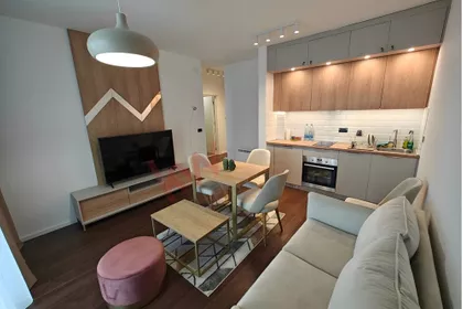 Prvomajska | 4zida.rs