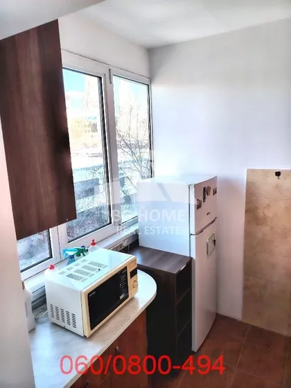 Ustanička | 4zida.rs