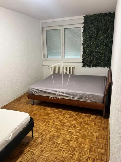 Strumička | 4zida.rs