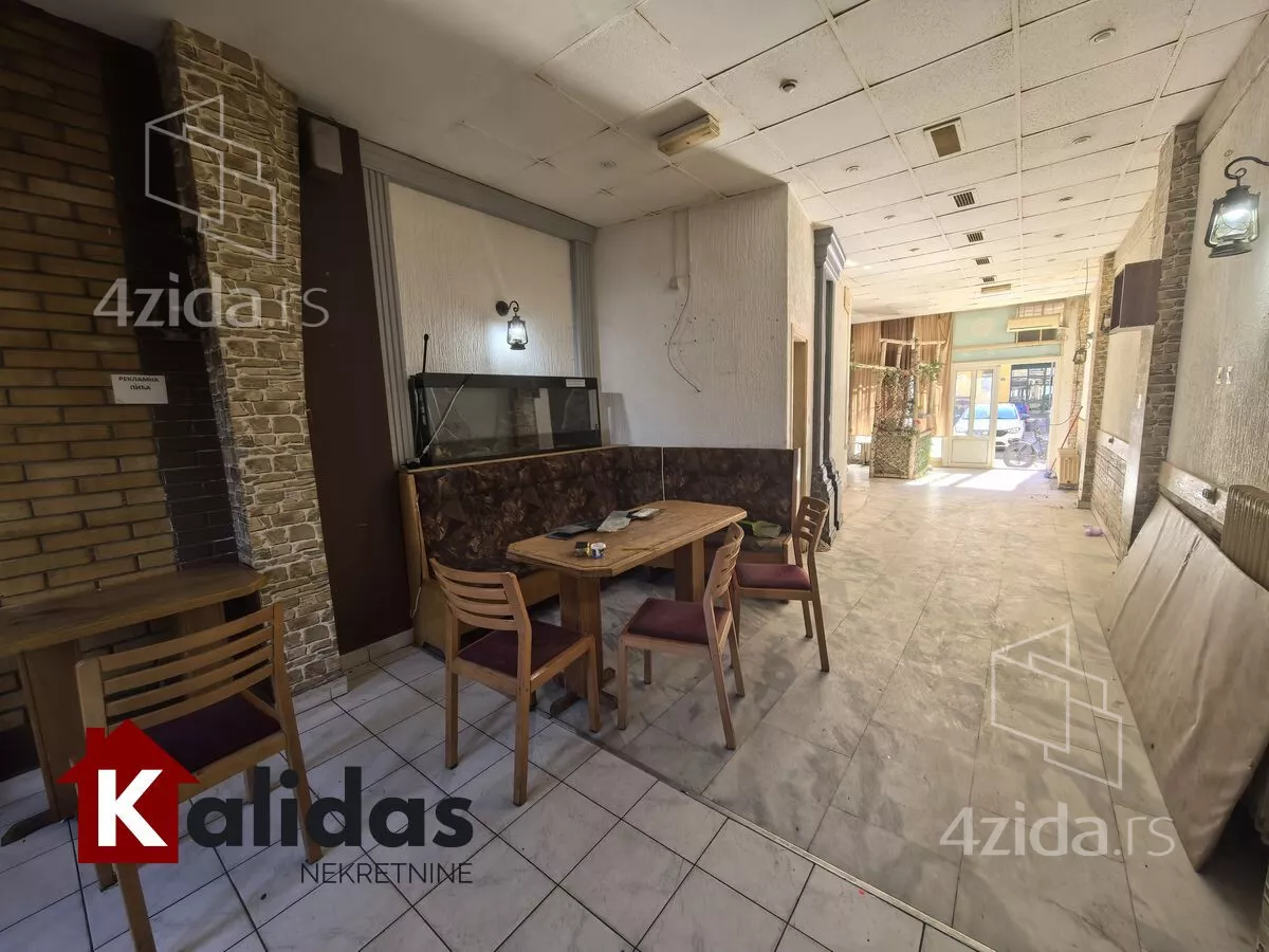 Poslovni prostor | 4zida