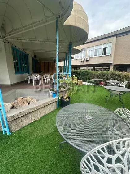 Ustanička | 4zida.rs