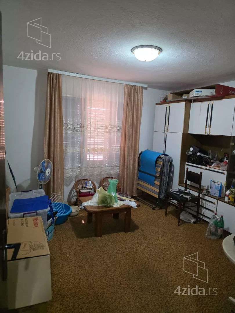 3-etažna kuća | 4zida