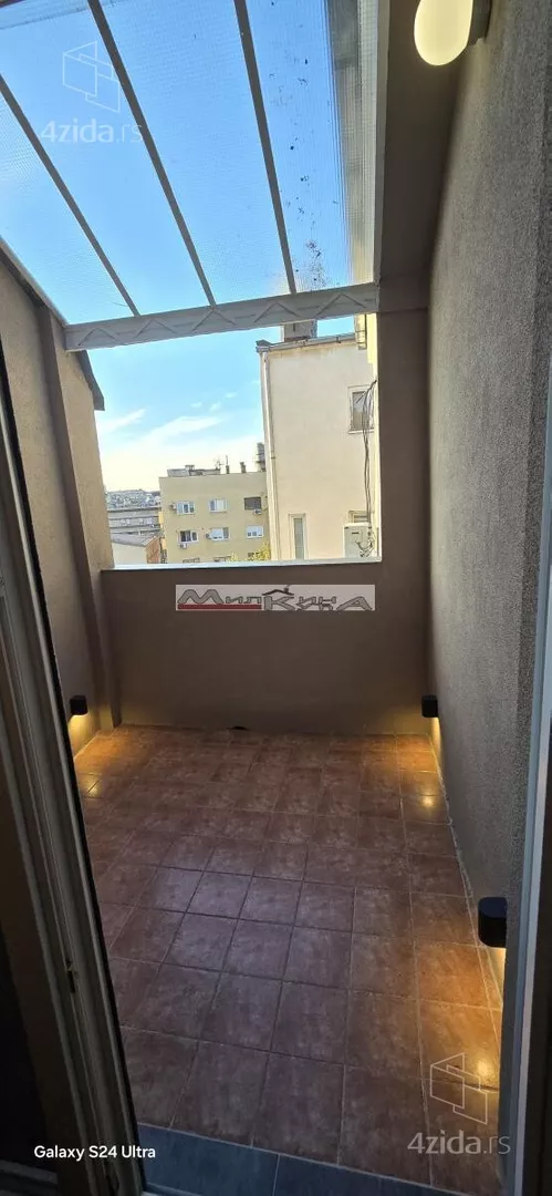 Garsonjera | 4zida