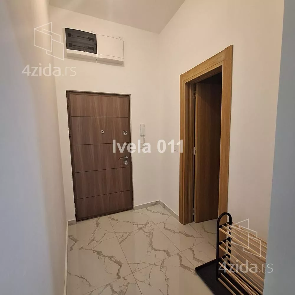 Garsonjera | 4zida