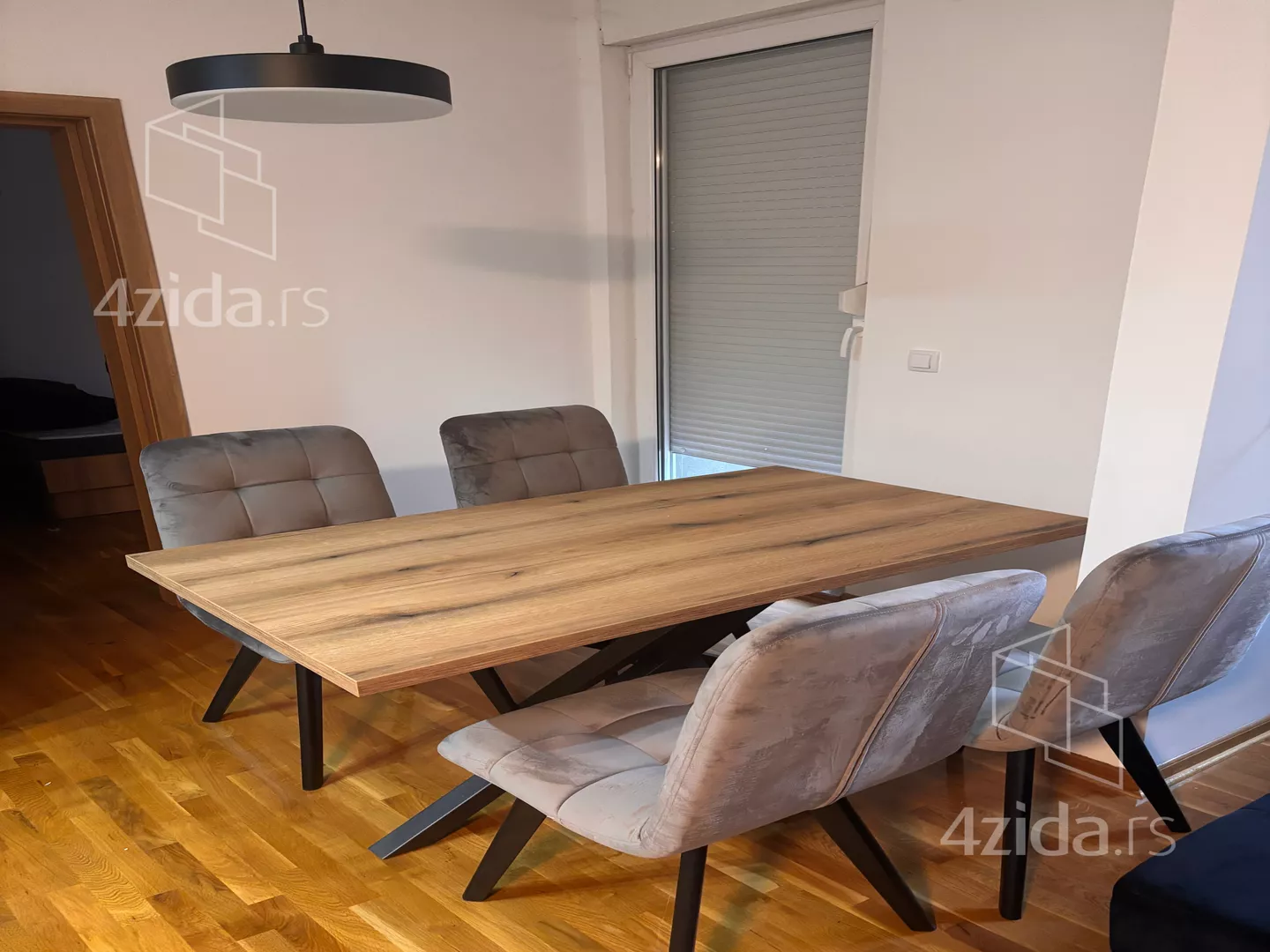 Dvoiposoban stan | 4zida