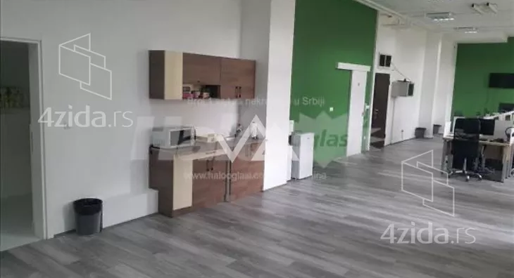 Poslovni prostor | 4zida