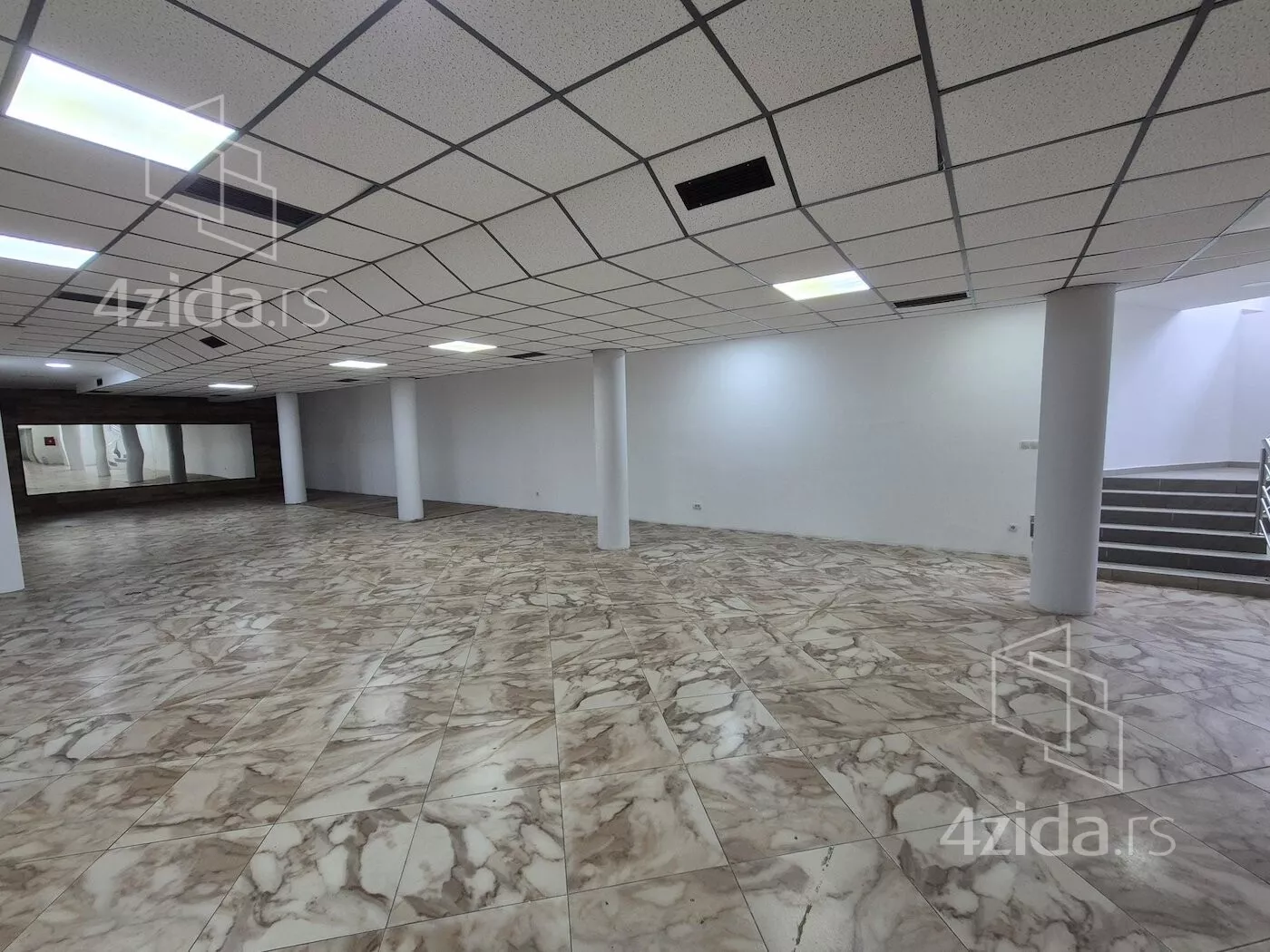 Poslovni prostor | 4zida
