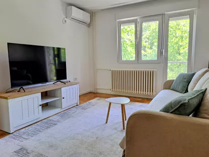Pariske Komune | 4zida.rs