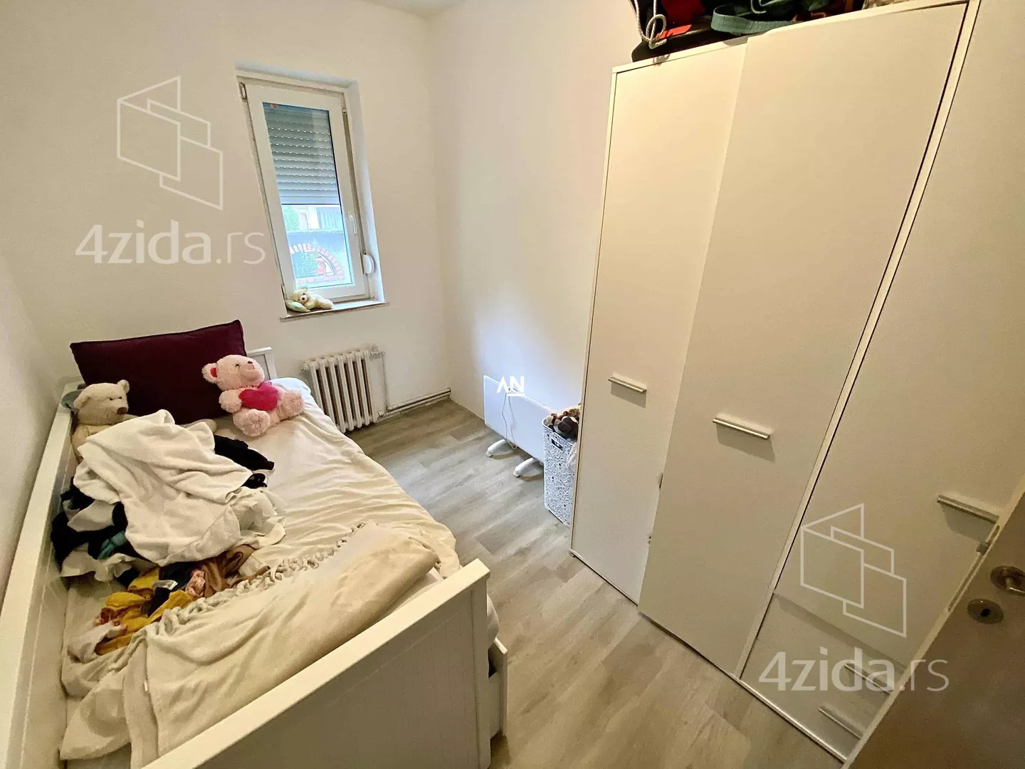 Troiposoban stan | 4zida