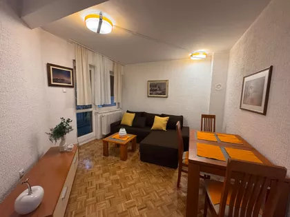 Stojana Novakovića 17 | 4zida.rs