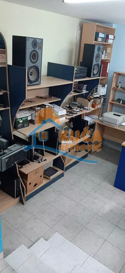 Radnih brigada | 4zida.rs