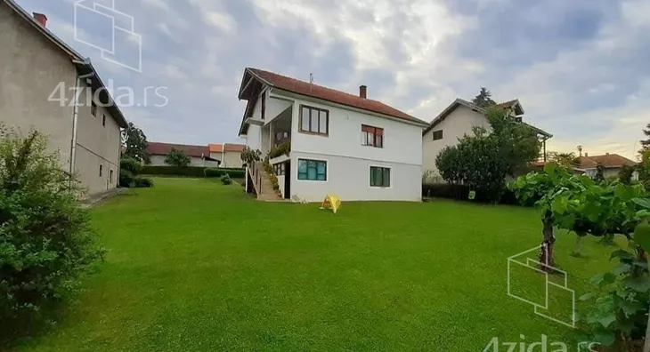 2-etažna kuća | 4zida