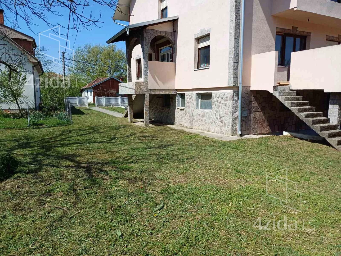 3-etažna kuća | 4zida
