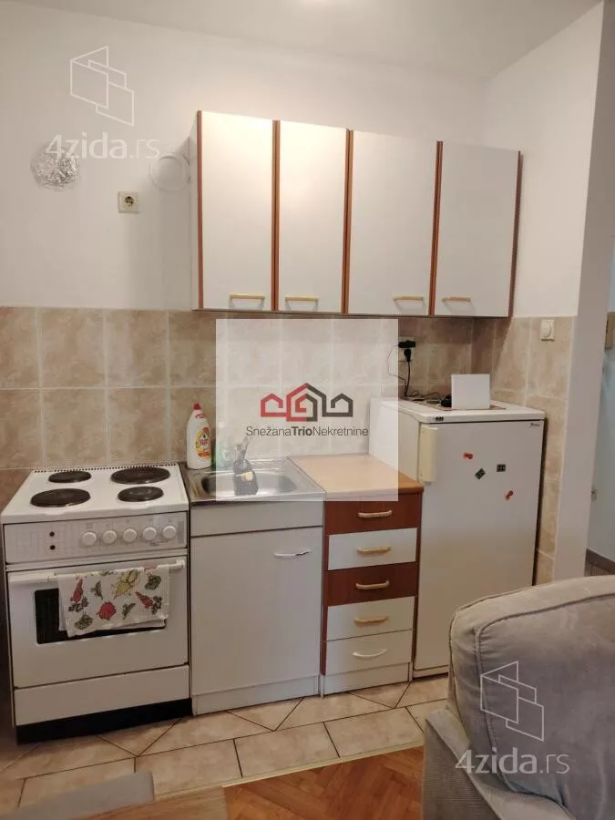 Garsonjera | 4zida