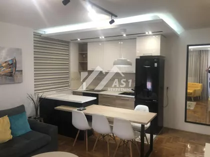 Braće Ribnikar | 4zida.rs