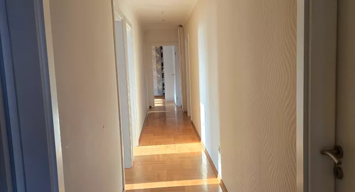 Šestosoban stan | 4zida