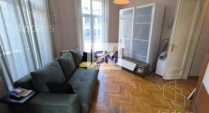 Četvoroiposoban stan | 4zida