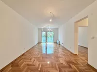 Vukov Spomenik, Zvezdara opština, Beograd | 4zida.rs