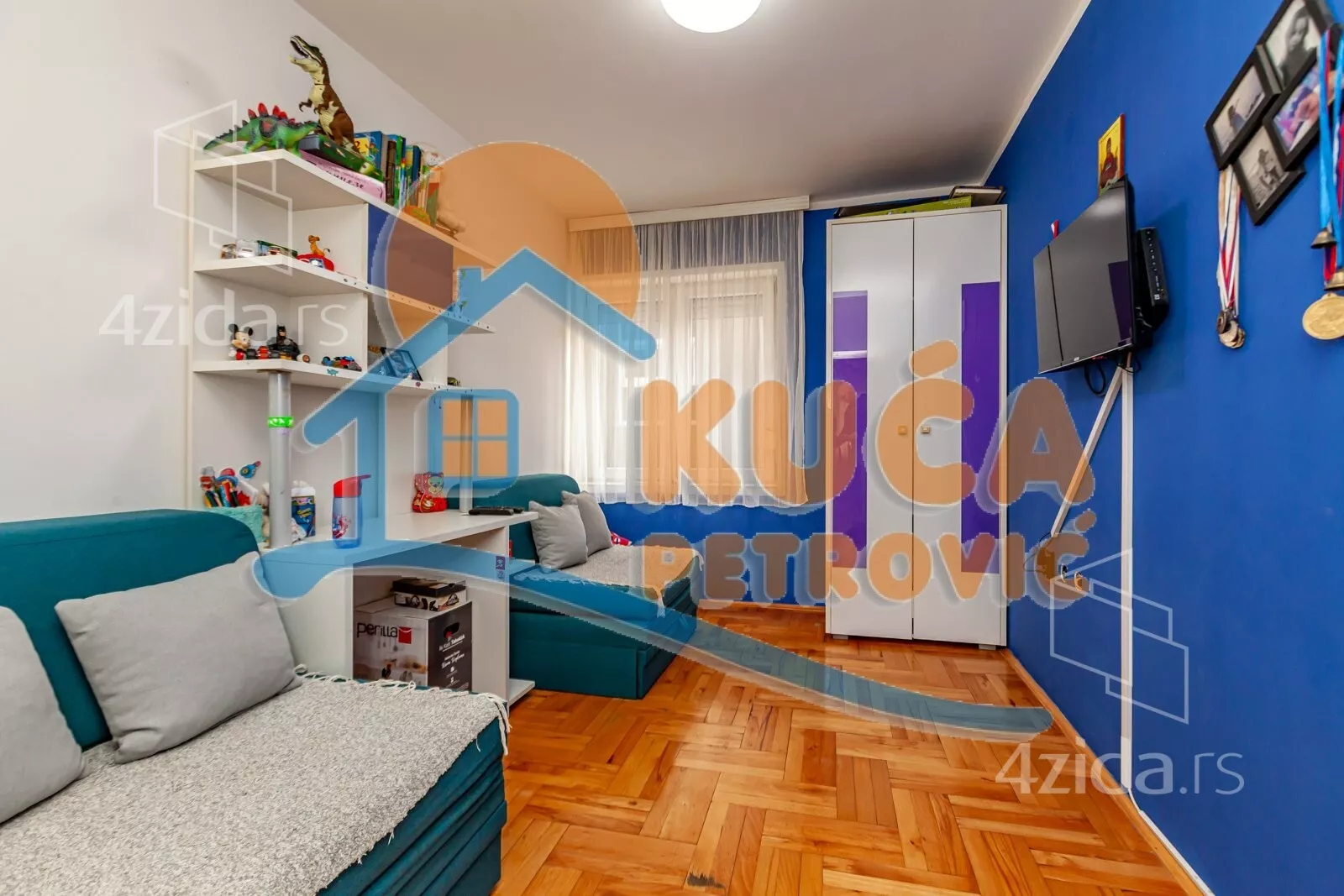 Dvoiposoban stan | 4zida