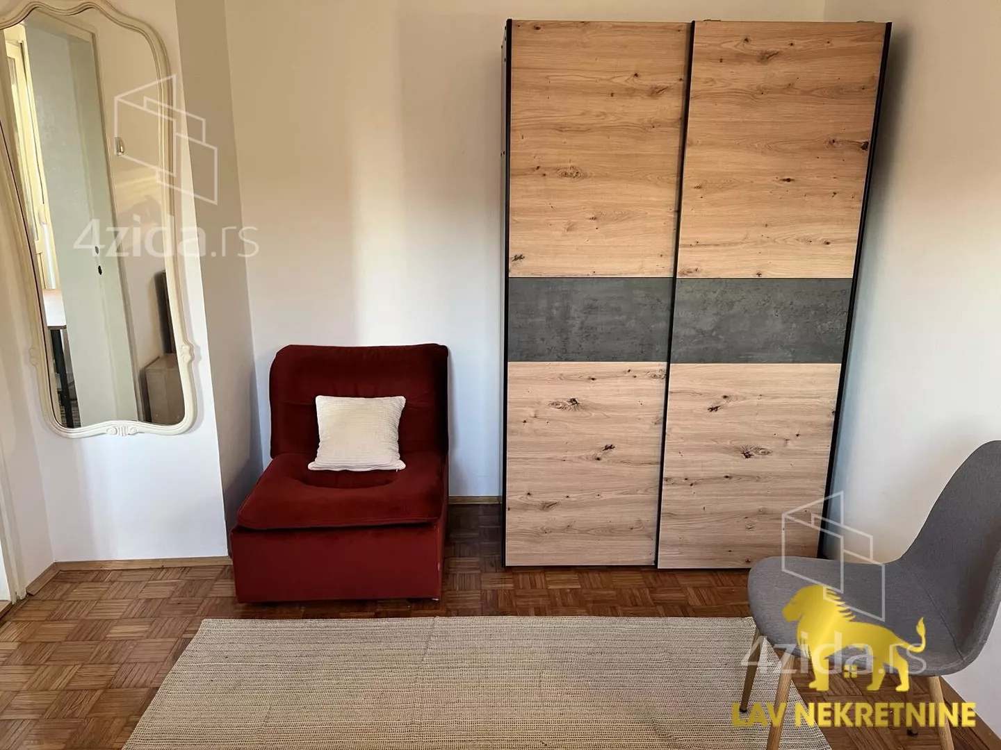 Jednoiposoban stan | 4zida