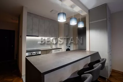 Pariske Komune | 4zida.rs