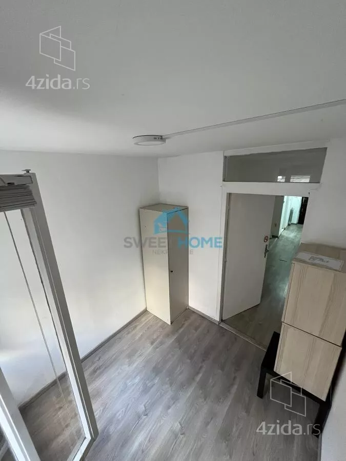 Četvoroiposoban stan | 4zida