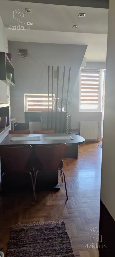Garsonjera | 4zida